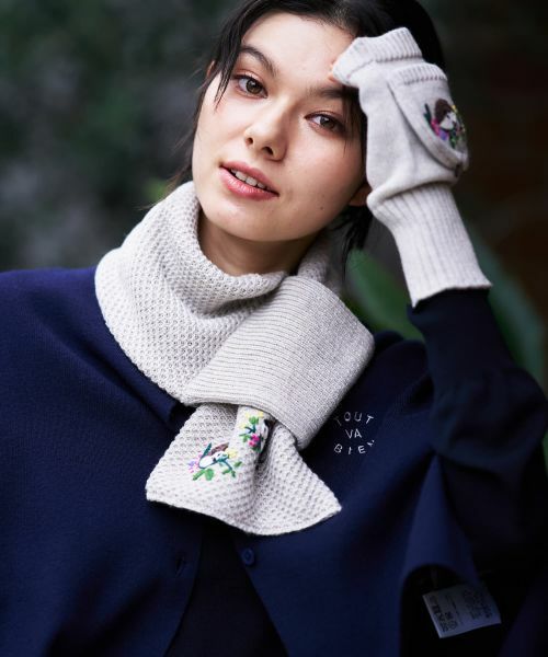 CARA O CRUZ / キャラ・オ・クルス マフラー・ショール・スヌード・ストール | 刺繍マフラー | 詳細2