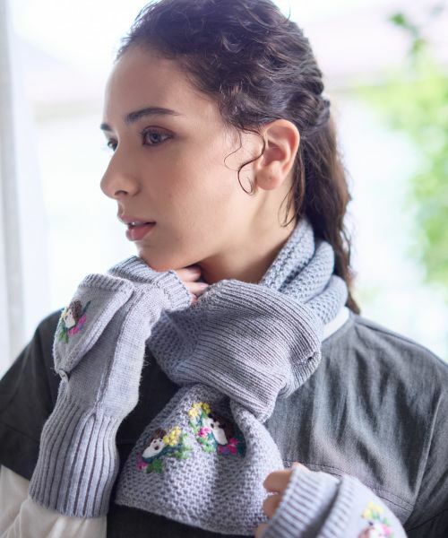 CARA O CRUZ / キャラ・オ・クルス マフラー・ショール・スヌード・ストール | 刺繍マフラー | 詳細4