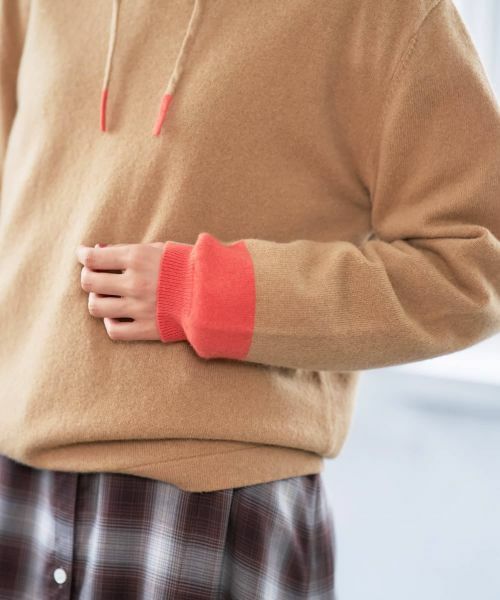 CARA O CRUZ / キャラ・オ・クルス ニット・セーター | 襟ドロストの配色袖ニット | 詳細26