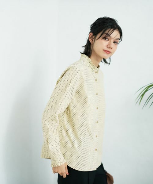 CARA O CRUZ / キャラ・オ・クルス シャツ・ブラウス | フリルカラードットブラウス【CoC by CARA O CRUZ】 | 詳細4