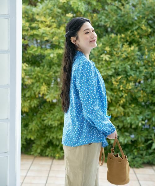 CARA O CRUZ / キャラ・オ・クルス シャツ・ブラウス | 小花柄フリルブラウス【CoC by CARA O CRUZ】 | 詳細9