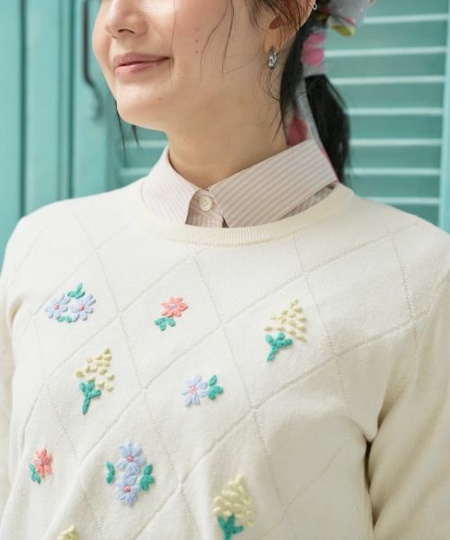 CARA O CRUZ / キャラ・オ・クルス ニット・セーター | 刺繍クルーネックニット【CoC by CARA O CRUZ】 | 詳細23