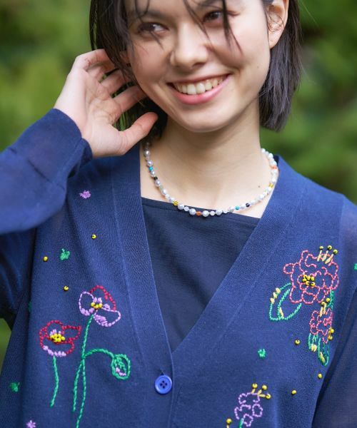 CARA O CRUZ / キャラ・オ・クルス ネックレス・ペンダント・チョーカー | 人工真珠＆マルチカラー石ネックレス（アイボリー）