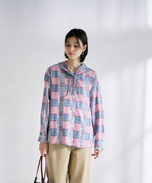 CARA O CRUZ / キャラ・オ・クルス シャツ・ブラウス | パッチワーク風チェックフーデッドシャツ | 詳細20