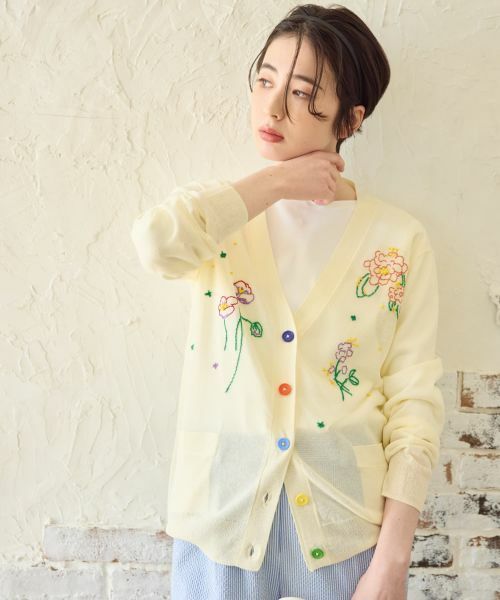 CARA O CRUZ / キャラ・オ・クルス カーディガン・ボレロ | フローラル刺繍Vネックカーディガン【CoC by CARA O CRUZ】 | 詳細2