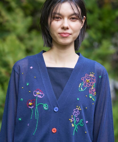 CARA O CRUZ / キャラ・オ・クルス カーディガン・ボレロ | フローラル刺繍Vネックカーディガン【CoC by CARA O CRUZ】 | 詳細18