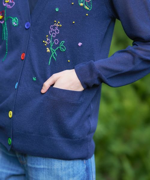 CARA O CRUZ / キャラ・オ・クルス カーディガン・ボレロ | フローラル刺繍Vネックカーディガン【CoC by CARA O CRUZ】 | 詳細26