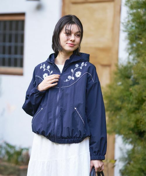 CARA O CRUZ / キャラ・オ・クルス その他アウター | 花刺繍ショート丈ブルゾン | 詳細2