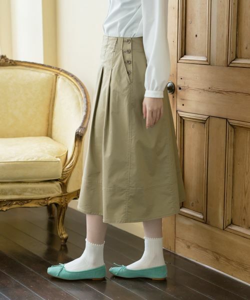 CARA O CRUZ / キャラ・オ・クルス ミニ・ひざ丈スカート | 洗えるサイドボタンフレアスカート（キャメル）