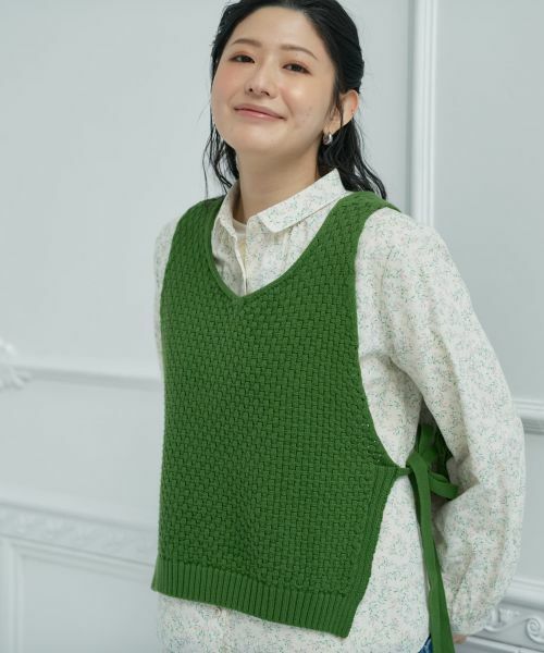 CARA O CRUZ / キャラ・オ・クルス その他小物 | Vネックのニットベスト（ピーコックグリーン）