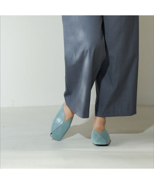 carino / カリーノ サンダル | Vカットラインスクエアトゥミュール | 詳細7