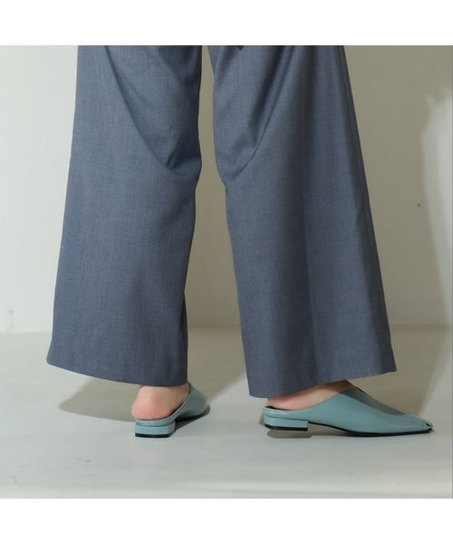 carino / カリーノ サンダル | Vカットラインスクエアトゥミュール | 詳細9