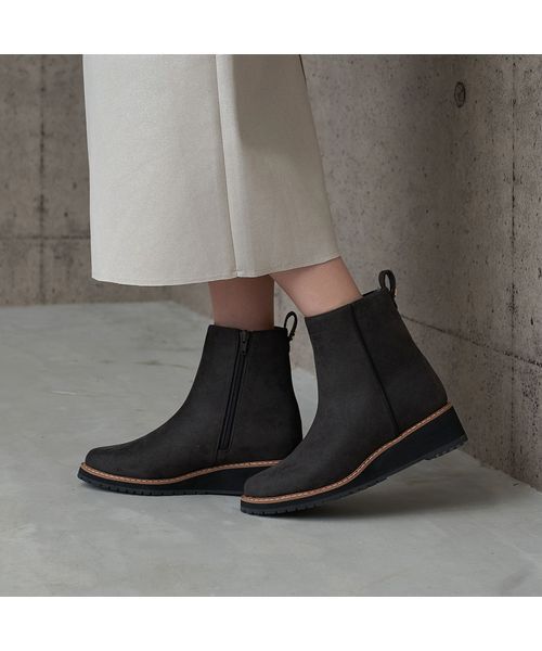 carino/カリーノ 【レイン・スノー対応】ウエッジヒールショートブーツ グレースエード M(23.5) carino/カリーノ 【レイン・スノー対応】ウエッジヒールショートブーツ グレースエード M(23.5)