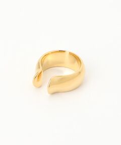 Oyster Ear Cuff Gold