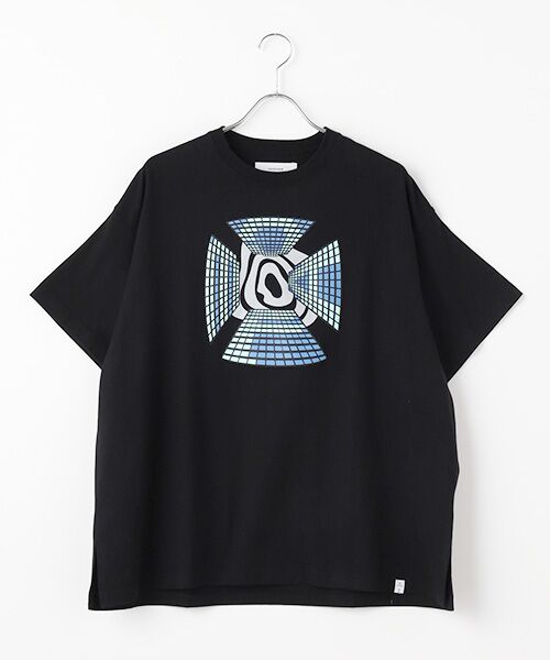 CS case study/CSケーススタディ Hi8 BIG TEE Tシャツ ブラック 1 CS case study/CSケーススタディ Hi8 BIG TEE Tシャツ ブラック 1