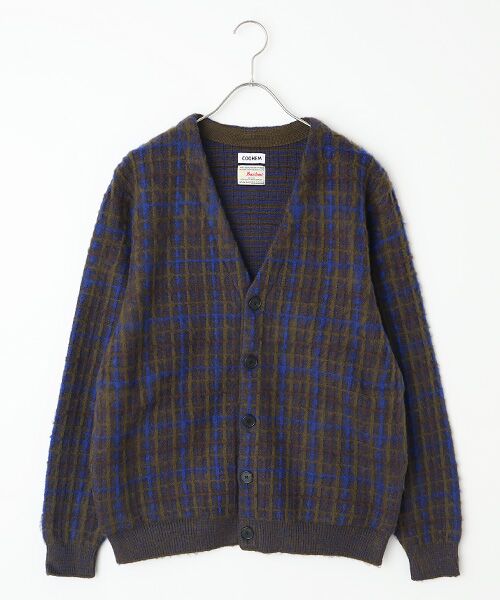 季節の変わり目や温度差に大活躍の「カーディガン」