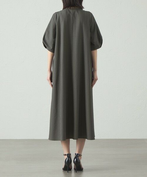 CAST: / キャスト コロン ロング・マキシ丈ワンピース | 【オンでもオフでも活躍】ボリュームスリーブサッカーワンピース | 詳細5