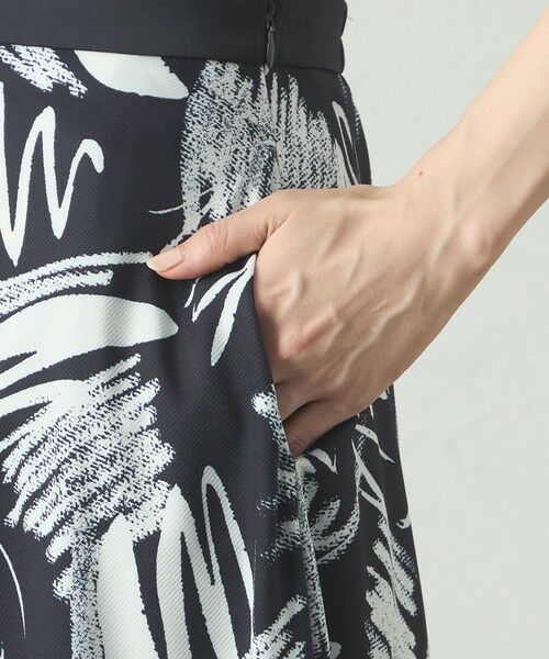 CAST: / キャスト コロン ロング・マキシ丈スカート | 【1枚で着映える】ペイントプリントギャザースカート | 詳細6