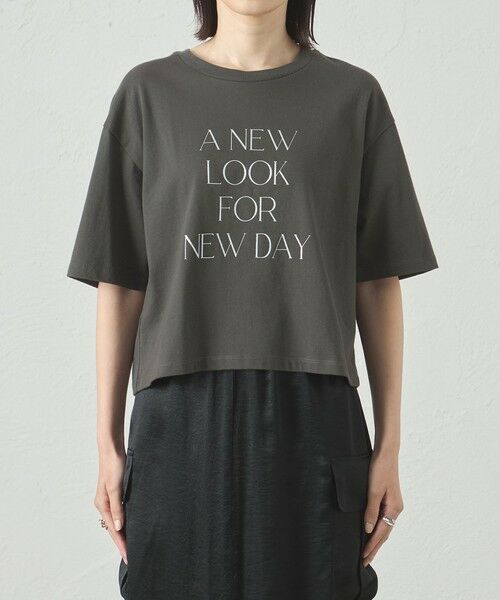 CAST: / キャスト コロン カットソー | 【A NEW LOOK FOR NEW DAY】ラメプリントTシャツ | 詳細3