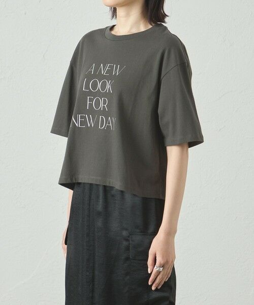 CAST: / キャスト コロン カットソー | 【A NEW LOOK FOR NEW DAY】ラメプリントTシャツ | 詳細4