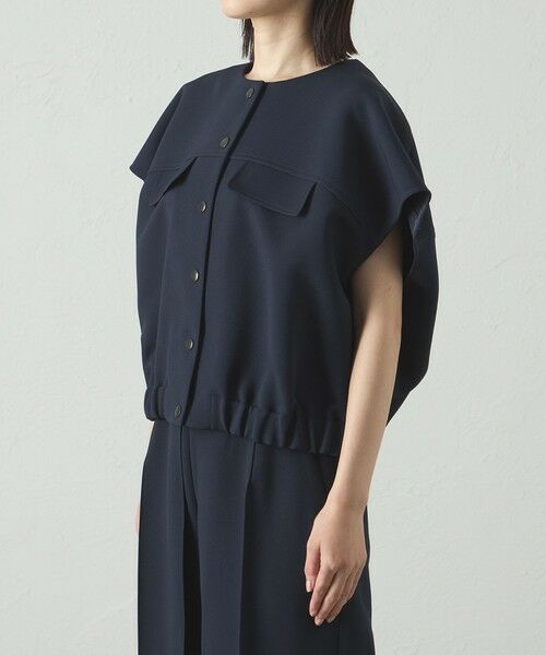 CAST: / キャスト コロン その他アウター | 【UV効果/着用シワ軽減/セットアップ対応】ラウンドフォルムジレ | 詳細4