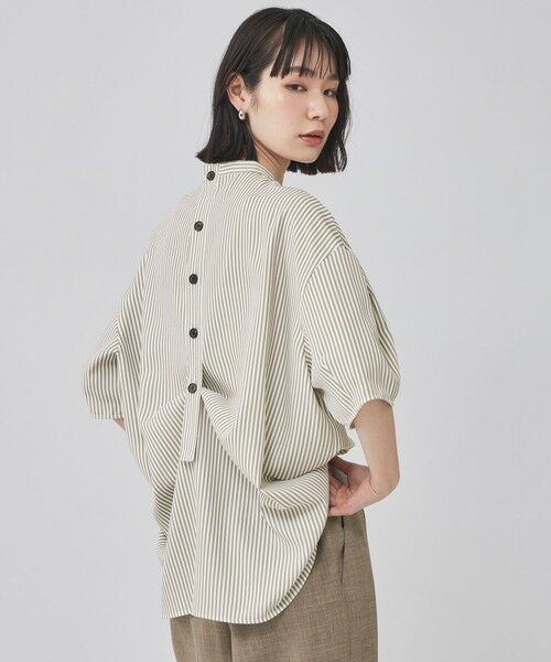 CAST: / キャスト コロン シャツ・ブラウス | バックボタンストライプブラウス | 詳細1