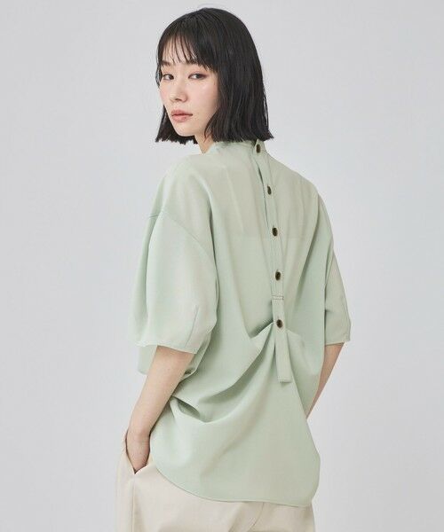 CAST: / キャスト コロン シャツ・ブラウス | バックボタンブラウス（グリーン）