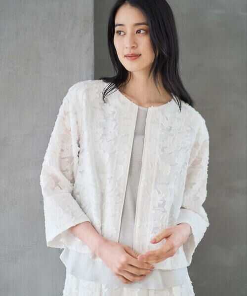 CHRISTIAN AUJARD / クリスチャン・オジャール ノーカラージャケット | [セットアップ対応]フラワーカットジャカードジャケット（ホワイト）