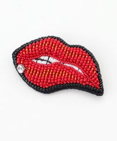 CHRISTIAN BERNARD PARIS / クリスチャン ベルナール パリ ブローチ・コサージュ | 刺繍ブローチ(ビジュー付リップ)