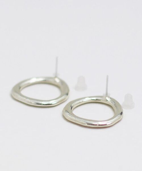 cloenc / クロエンス ピアス・イヤリング | 【August】変形サークルセラミックピアス | 詳細3