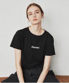 ロゴ入りストレッチTシャツ