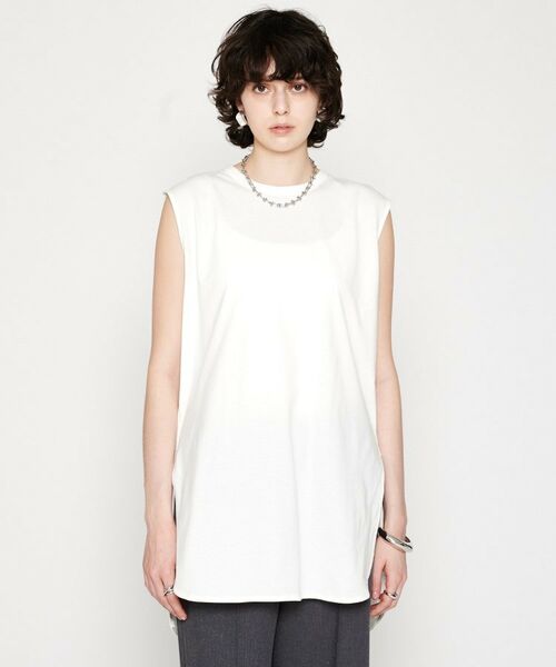 cloenc/クロエンス 【コットンブレンド】ノースリーブロングTシャツ ホワイト(001) 02(M) cloenc/クロエンス 【コットンブレンド】ノースリーブロングTシャツ ホワイト(001) 02(M)