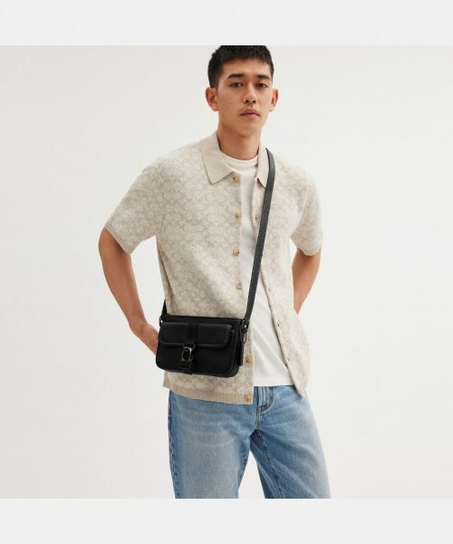 COACHベックスリムクロスボディ