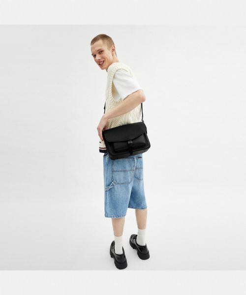 coach ショルダーバッグ メッセンジャーバッグ クロスバッグ 黒白 チャーター メッセンジャー クロスボディ バッグ