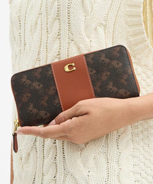 COACH/コーチ エッセンシャル スリム アコーディオン ジップ ウォレット・ホース アンド キャリッジ プリント BROWN ONE COACH/コーチ エッセンシャル スリム アコーディオン ジップ ウォレット・ホース アンド キャリッジ プリント BROWN ONE
