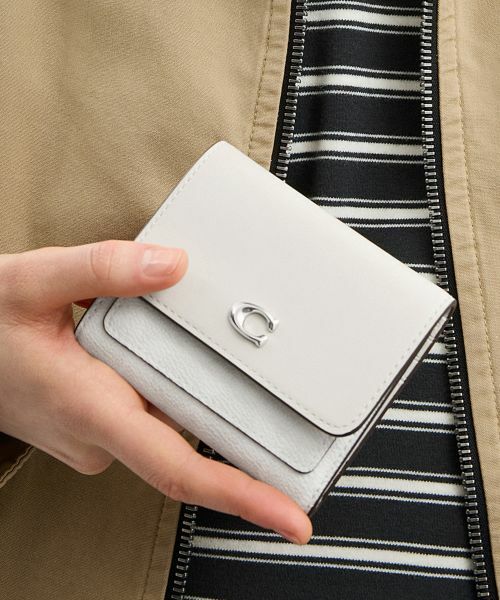 COACH/コーチ ミラ スモール フラップ ウォレット・シグネチャー キャンバス WHITE ONE COACH/コーチ ミラ スモール フラップ ウォレット・シグネチャー キャンバス WHITE ONE