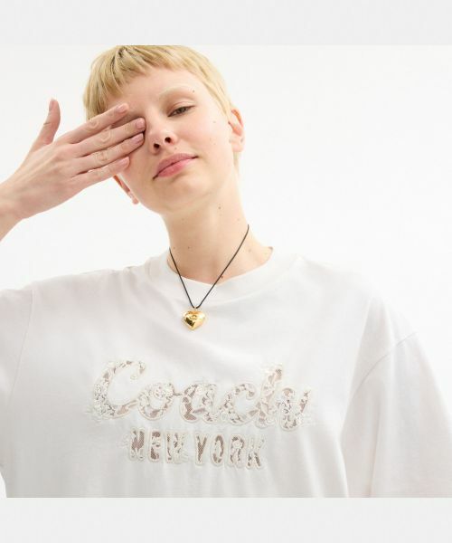 COACH 刺繍 Tシャツ ホワイト COACH 刺繍 ホワイト Tシャツ - メルカリ