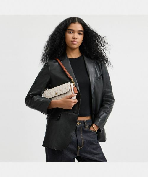 直営店ラッピング【COACH】ブルック フラップ チェーン バッグ COACH® | Brook Flap Chain Bag