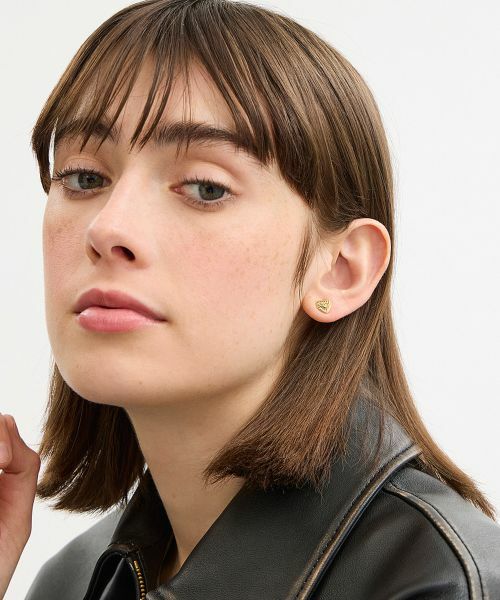 【COACH】シグネチャー キルティング ハート スタッド ピアス Amazon | COACH レディース シグネチャー キルト ハート