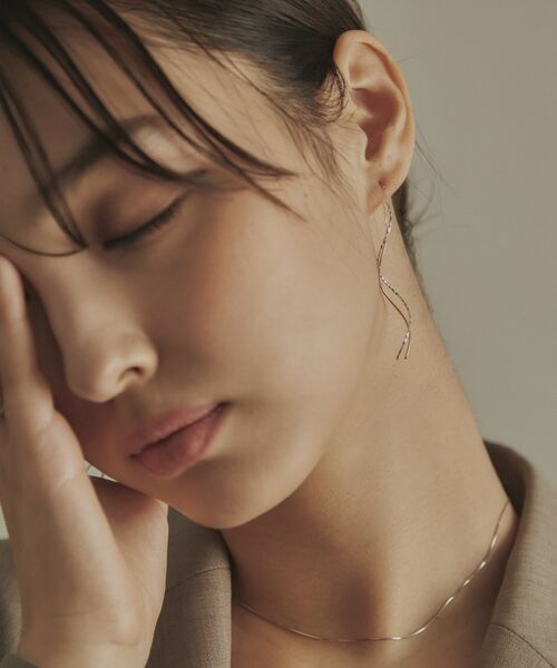 COCOSHNIK / ココシュニック ピアス・イヤリング | K10ポリッシュ×ミラーカット S字ライン チェーンピアス（YG×WG） | 詳細14