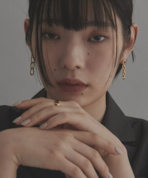 COCOSHNIK / ココシュニック ピアス・イヤリング | シルバー カーブチェーン ストレートピアス GP | 詳細14