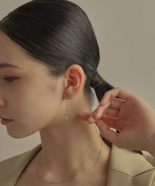 COCOSHNIK / ココシュニック ピアス・イヤリング | プラチナ フラワークロスフリンジ スタッドピアス | 詳細10