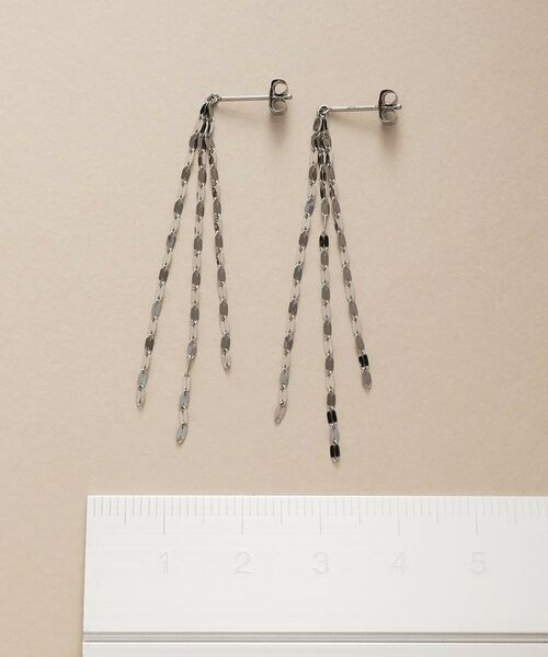 COCOSHNIK / ココシュニック ピアス・イヤリング | プラチナ フラワークロスフリンジ スタッドピアス | 詳細4