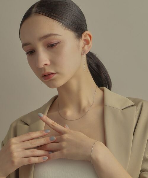 COCOSHNIK / ココシュニック ピアス・イヤリング | プラチナ フラワークロスフリンジ スタッドピアス | 詳細6