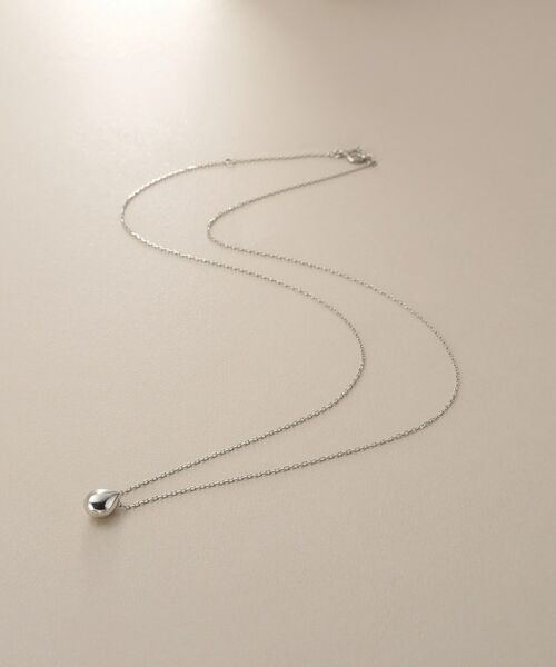 COCOSHNIK / ココシュニック ネックレス・ペンダント・チョーカー | プラチナ中空ペアシェイプ ネックレス | 詳細1