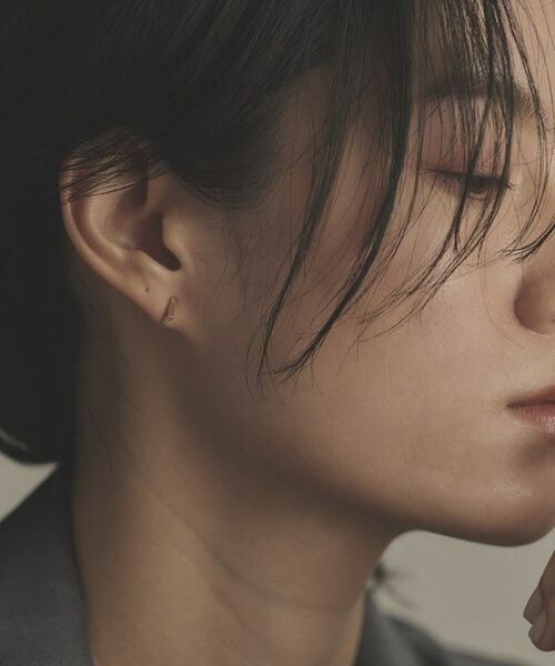 COCOSHNIK / ココシュニック ピアス・イヤリング | K10ダイヤモンド トライアングルシェイプ スタッドピアス | 詳細11