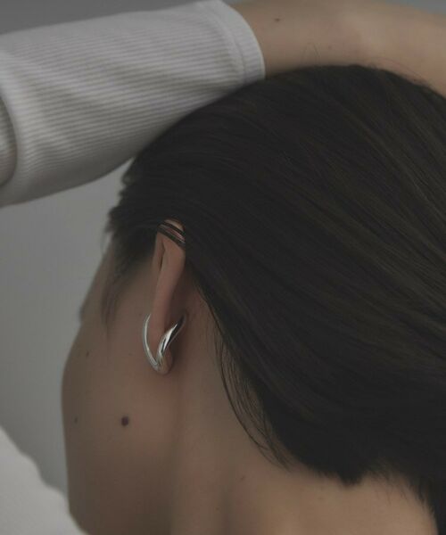 COCOSHNIK / ココシュニック ピアス・イヤリング | シルバー ボリュームSラインイヤーカフ | 詳細9