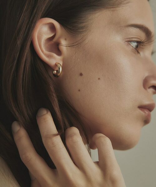 COCOSHNIK / ココシュニック ピアス・イヤリング | K10中空しのぎニュアンスフープ スタッドピアス | 詳細8