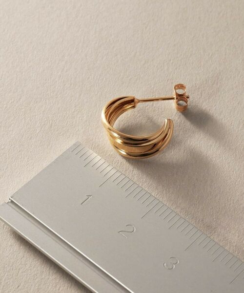 COCOSHNIK / ココシュニック ピアス・イヤリング | K10甲丸トリプルツイストフープ スタッドピアス小 | 詳細4