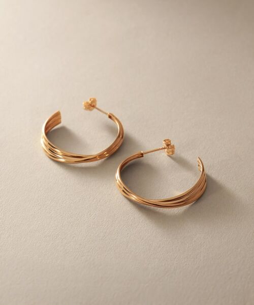 COCOSHNIK / ココシュニック ピアス・イヤリング | K10甲丸トリプルツイストフープ スタッドピアス大 | 詳細1